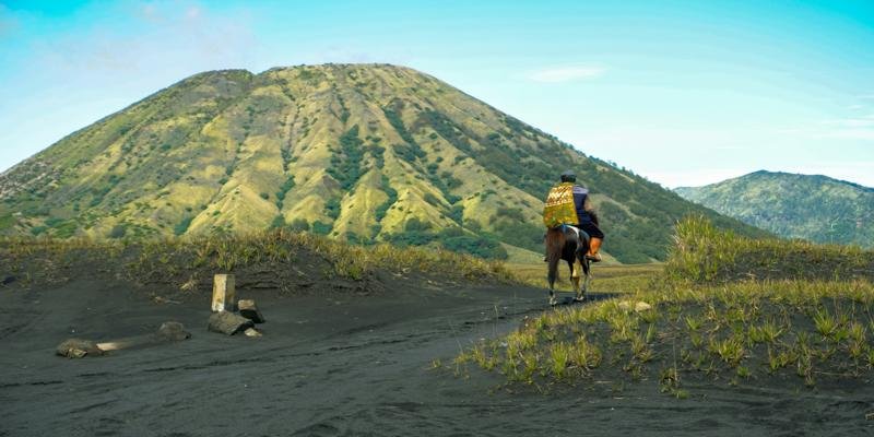 Tengger Tribe Tengger Tribe Tengger Tribe Tengger Tribe Ijen Landscape